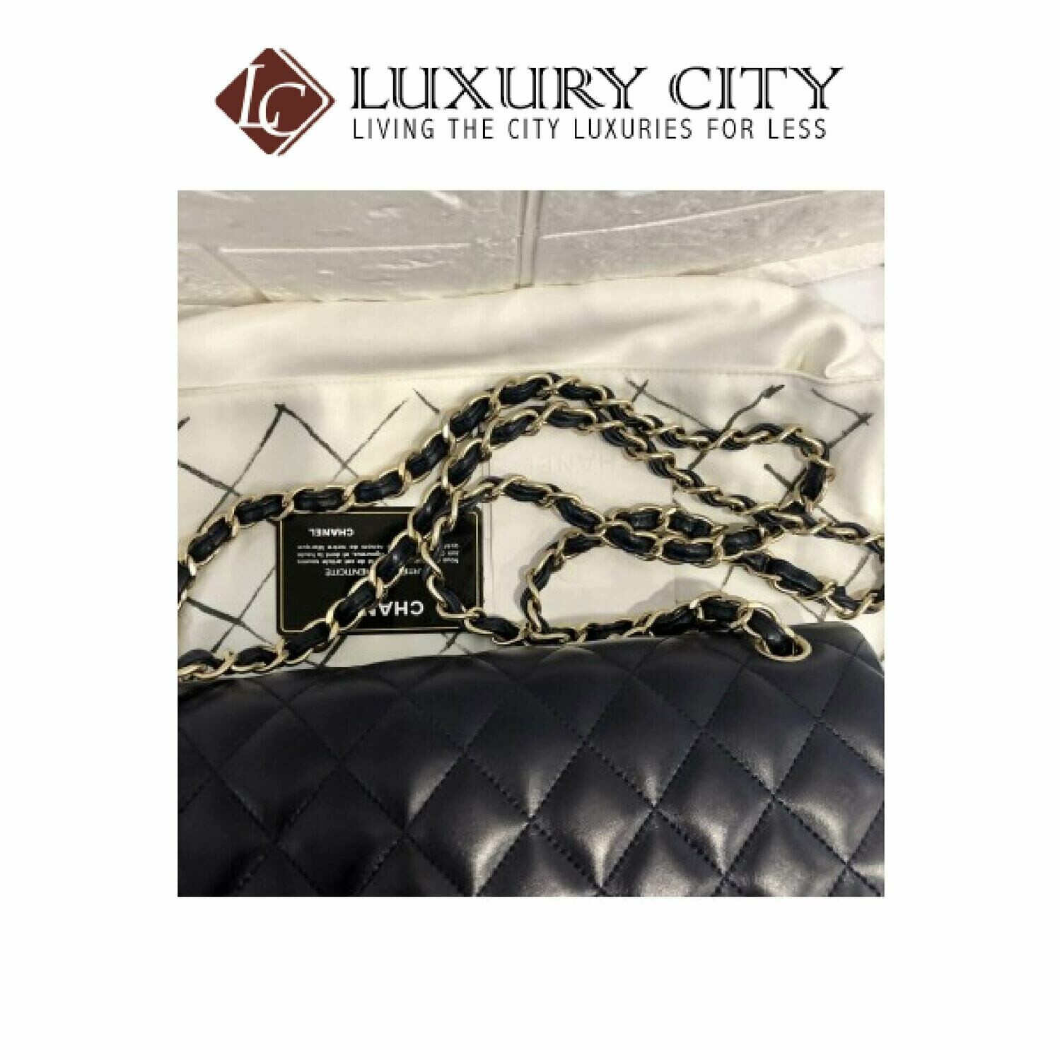 [Luxury City] Preloved Never used Chanel Classic Jumbo Double Flap lambskin (full set)