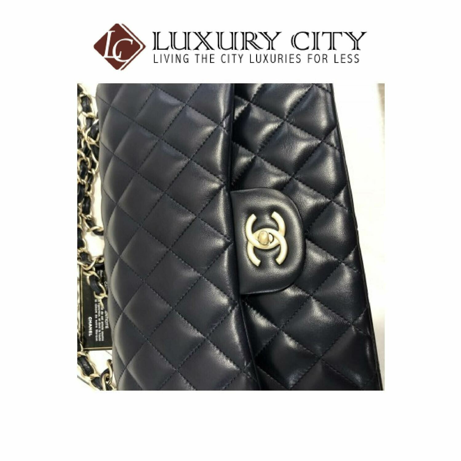 [Luxury City] Preloved Never used Chanel Classic Jumbo Double Flap lambskin (full set)