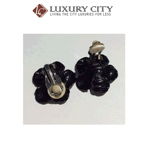 [Luxury City] Preloved Authentic Chanel Black Flower Ear Clip