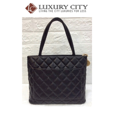 [Luxury City] Preloved Authentic Chanel Black Quilted Vintage Medallion Tote