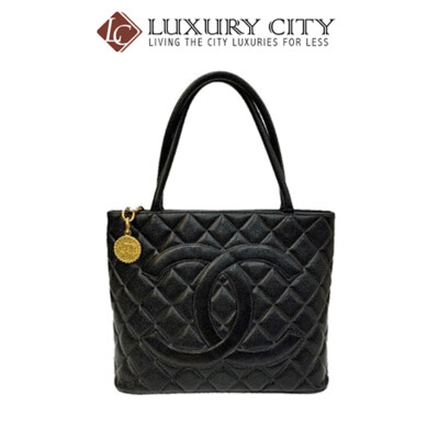 [Luxury City] Preloved Authentic Chanel Black Quilted Caviar Medallion Tote
