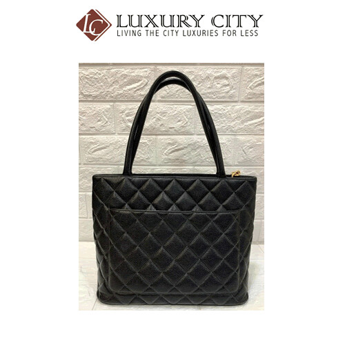 [Luxury City] Preloved Authentic Chanel Black Quilted Caviar Medallion Tote