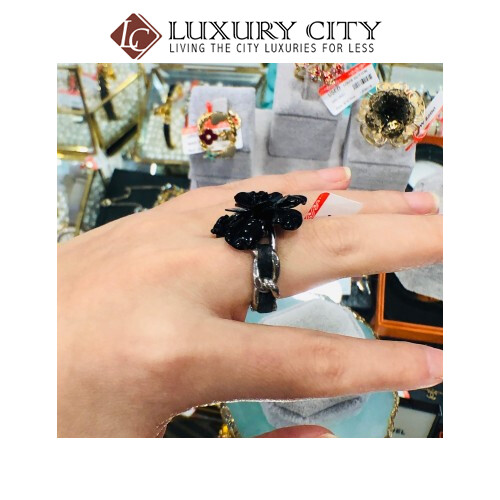 [Luxury City] Preloved Used Chanel Camellia Ring