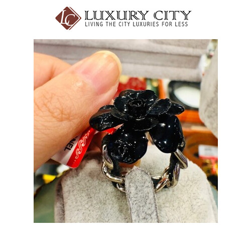 [Luxury City] Preloved Used Chanel Camellia Ring