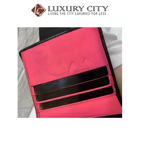 [Luxury City] Preloved Vintage Chanel Short Wallet