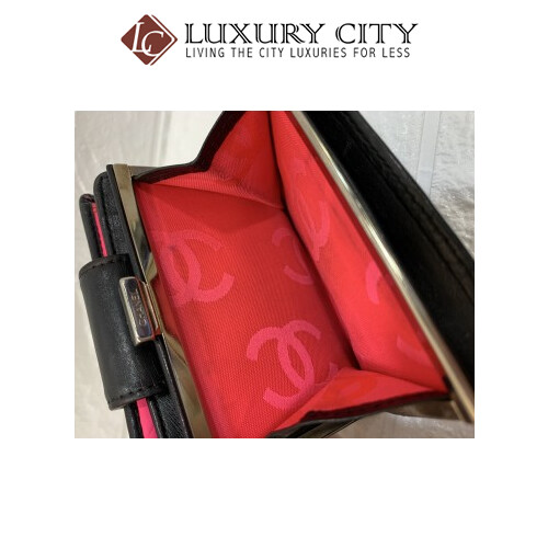 [Luxury City] Preloved Vintage Chanel Short Wallet