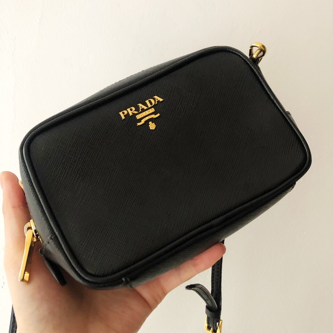 [Luxury City] Preloved Prada Mini Zip-Top Crossbody Bag