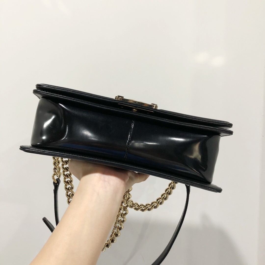 [Luxury City] Pre-Loved Chanel Leboy Medium Size,Black Patent Leather