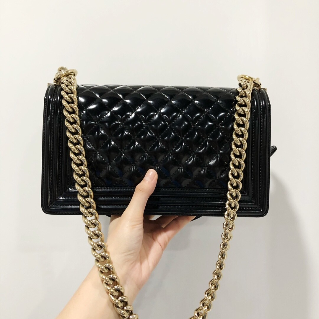 [Luxury City] Pre-Loved Chanel Leboy Medium Size,Black Patent Leather