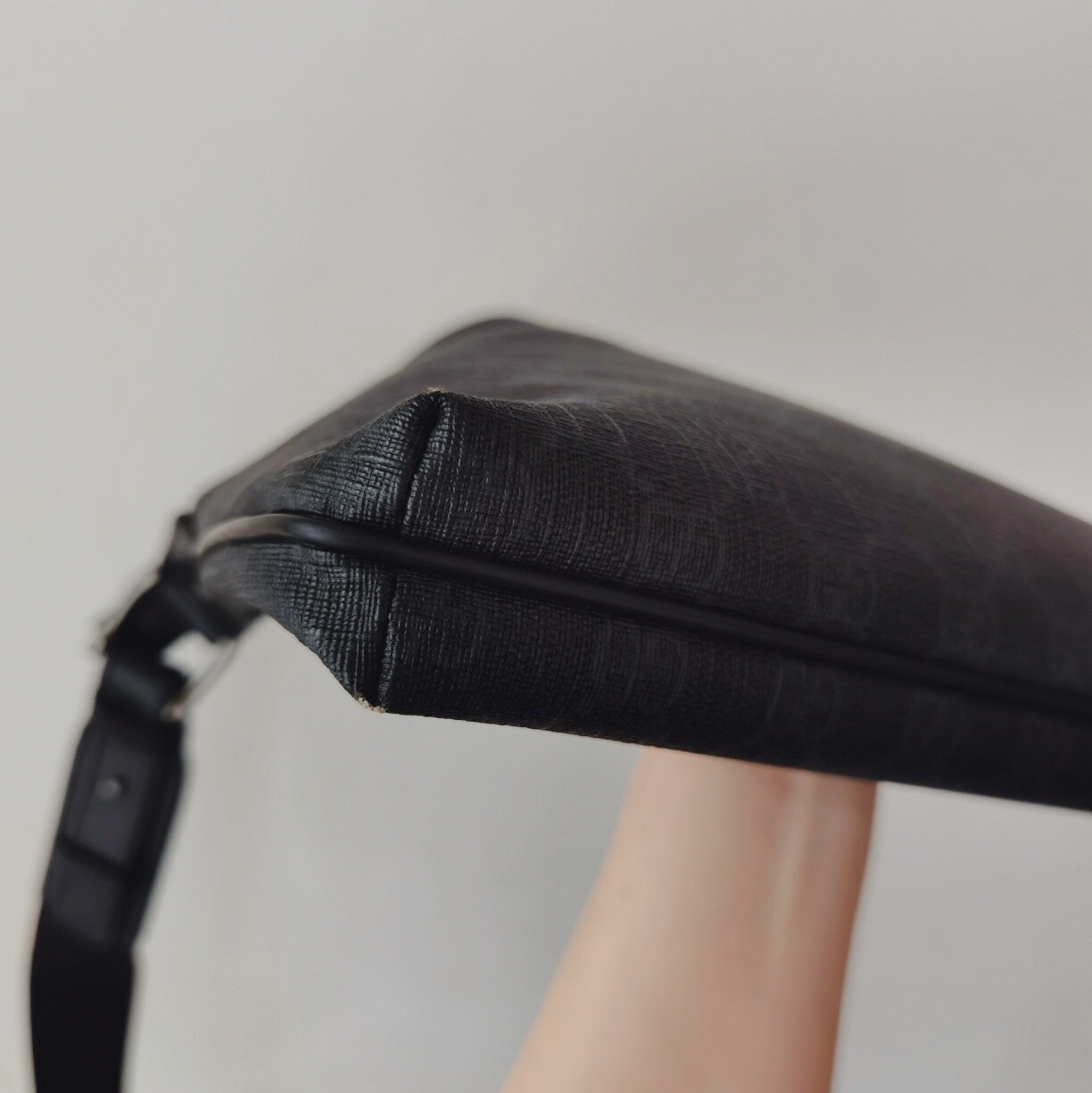 [Luxury City] Preloved Gucci Messenger Bag