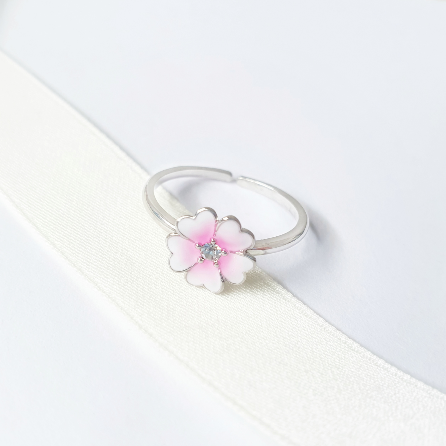 LUSH Primrose Ring