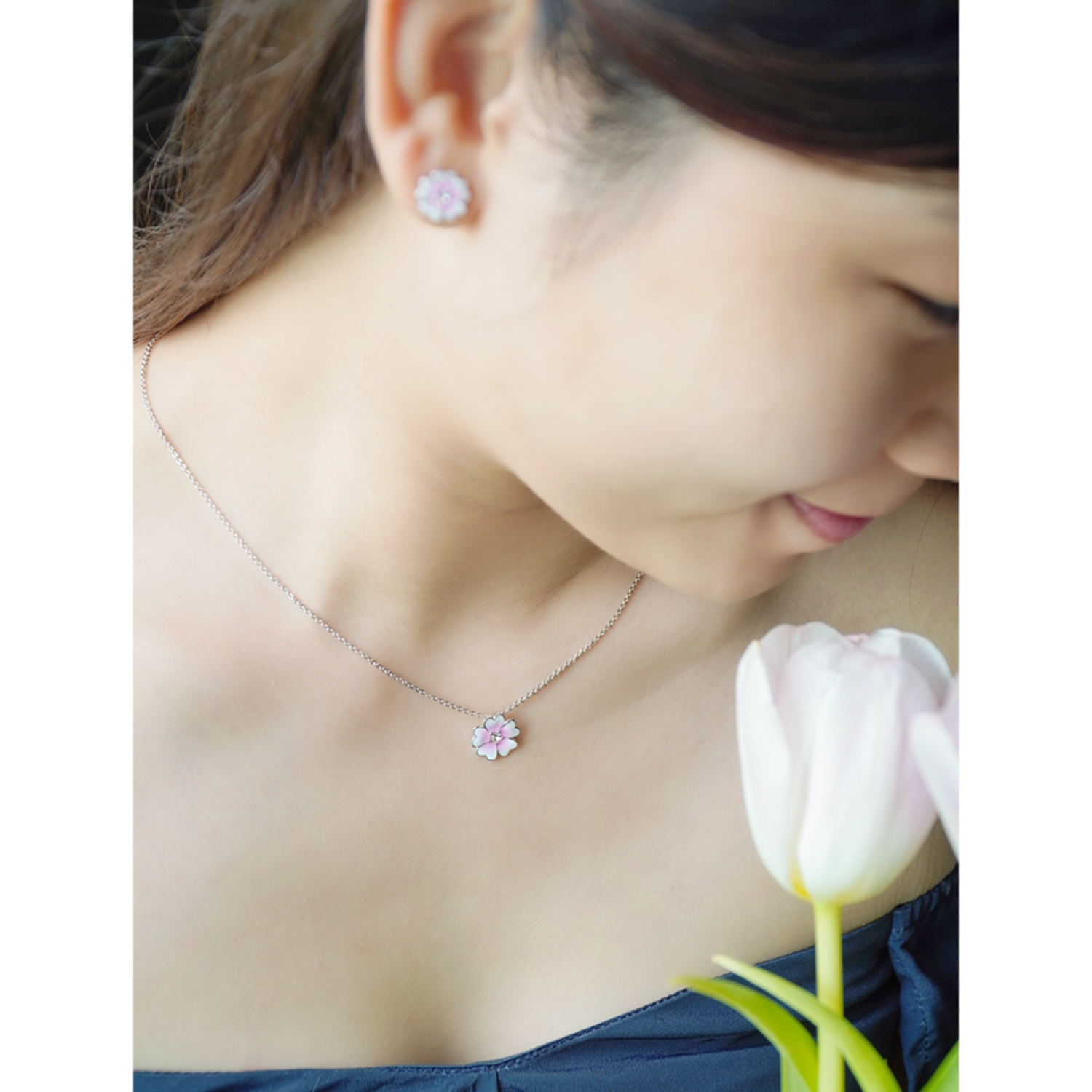 LUSH Primrose Necklace