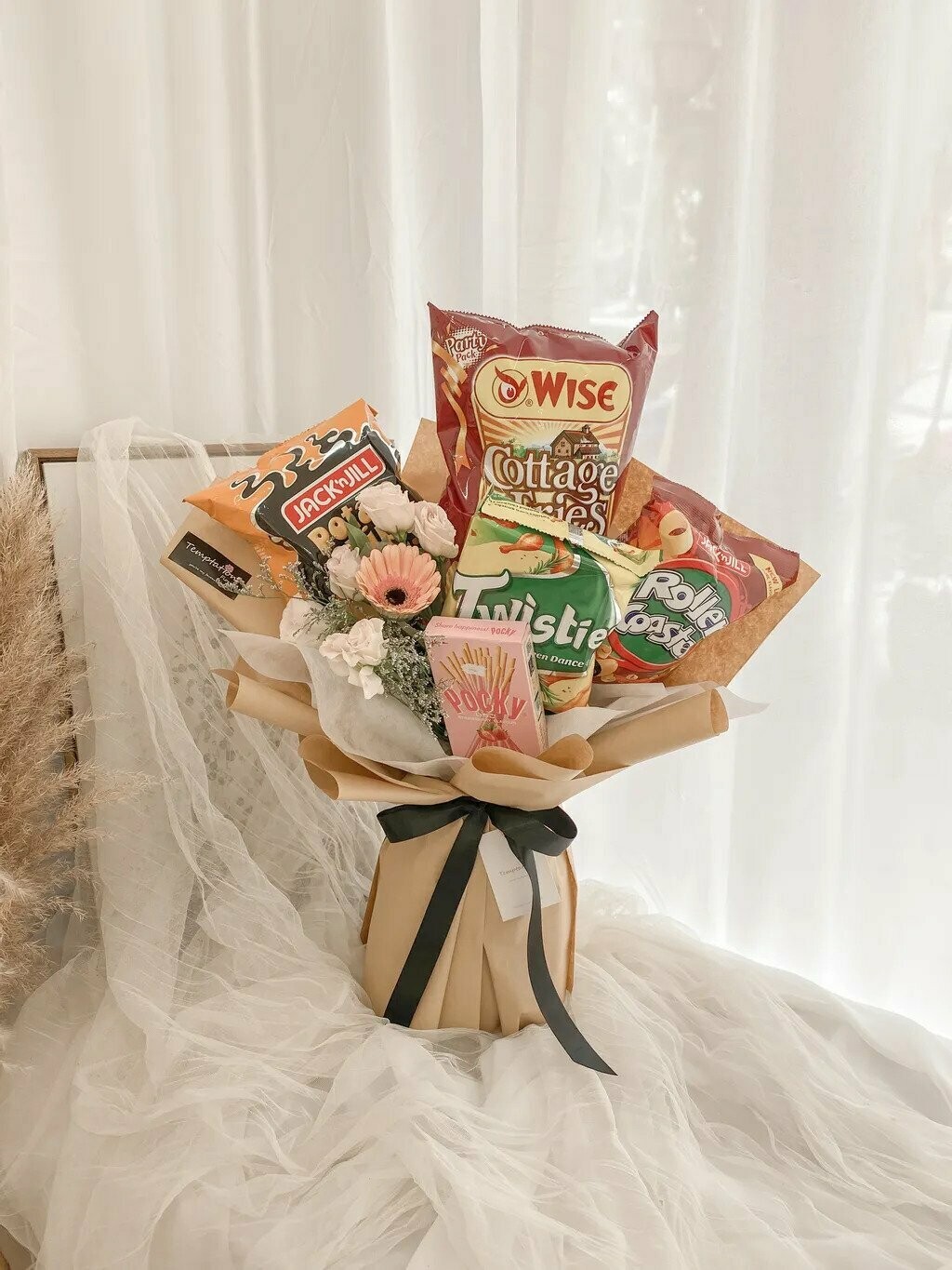Carol (By: Temptation Florist from Seremban)