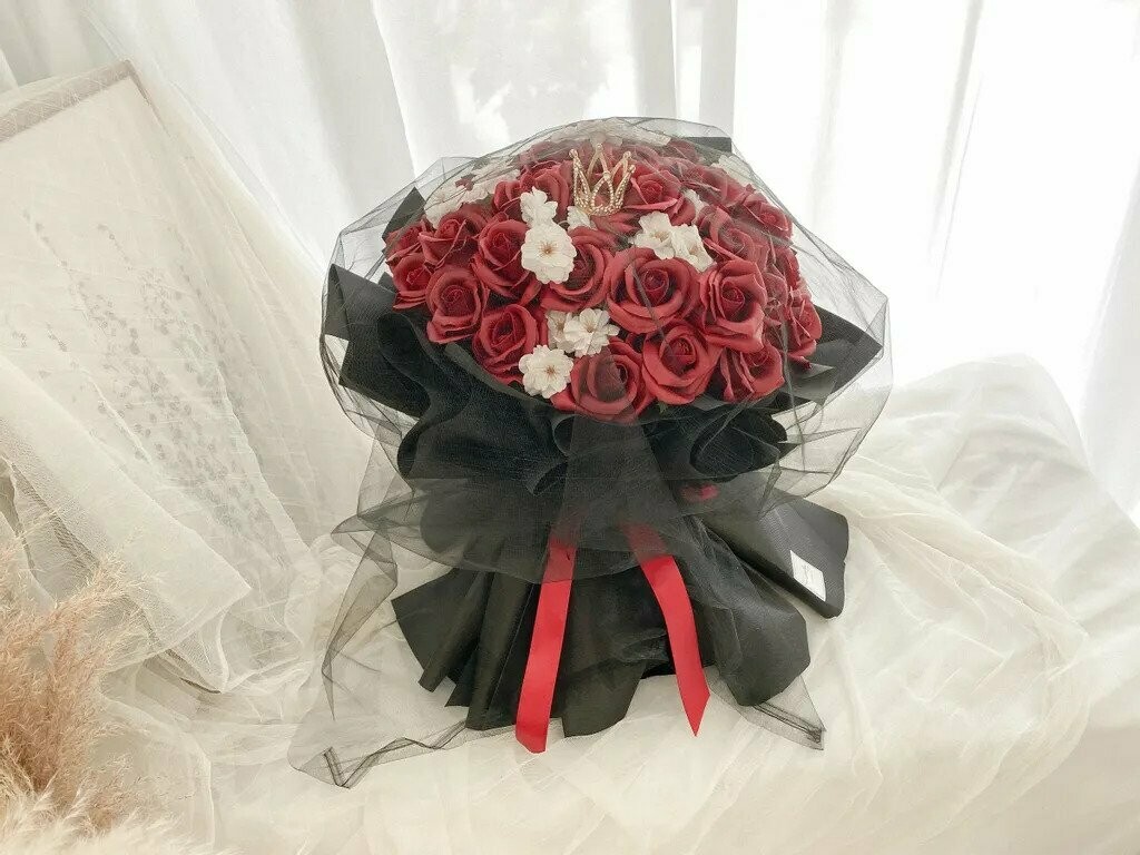 Givenchy (By: Temptation Florist from Seremban)