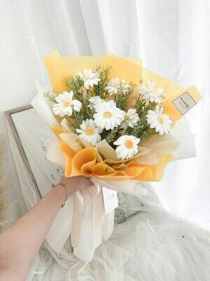 Daisies (By: Temptation Florist from Seremban)