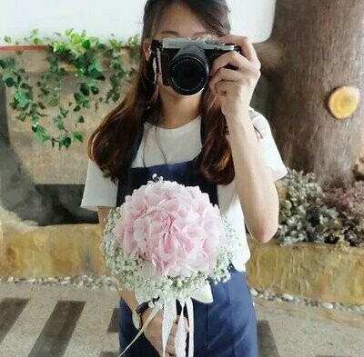 Laced Hydrangea (By: Temptation Florist from Seremban)