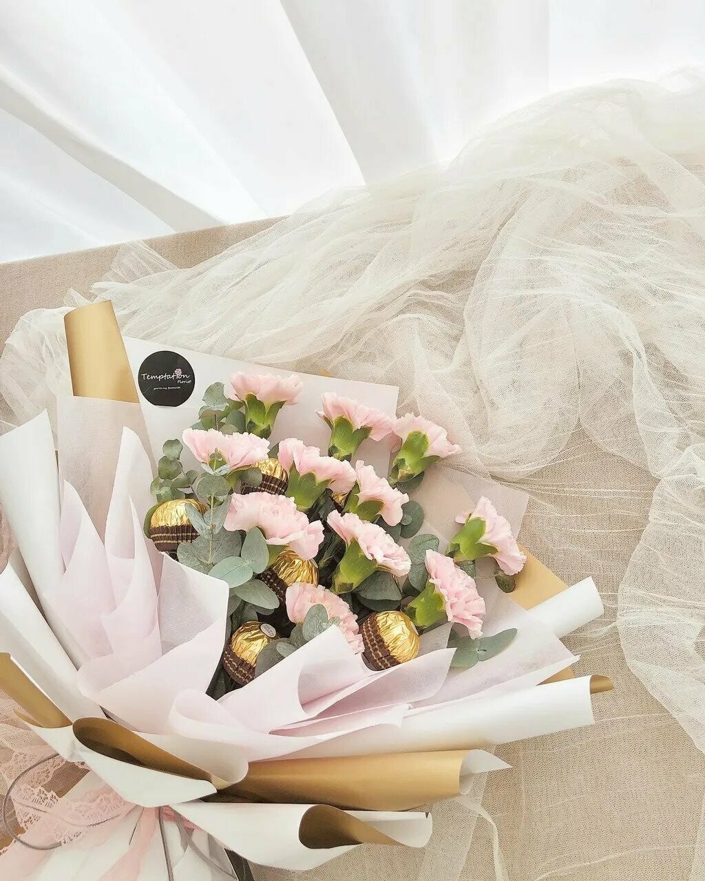 Happy Mom (By: Temptation Florist from Seremban)