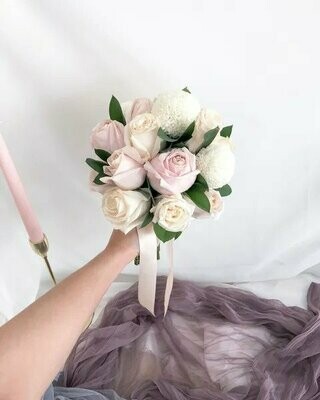 Lenxy (By: Temptation Florist from Seremban)