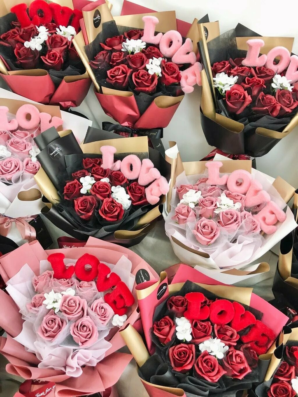 Love Ya (By: Temptation Florist from Seremban)