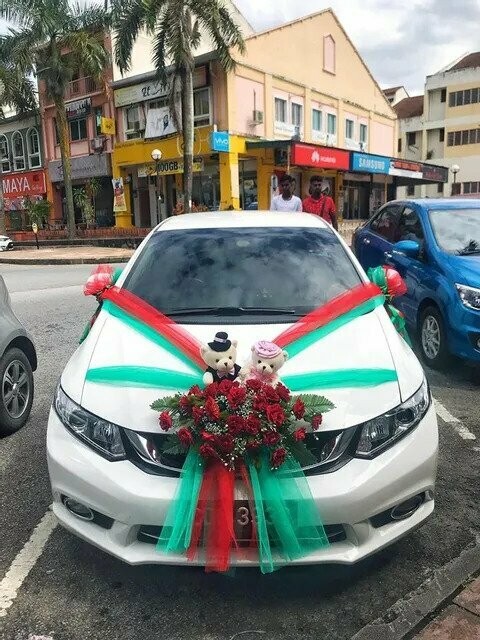 Bridal Car Flowers + Wedding Bear #5 (By: Temptation Florist from Seremban)