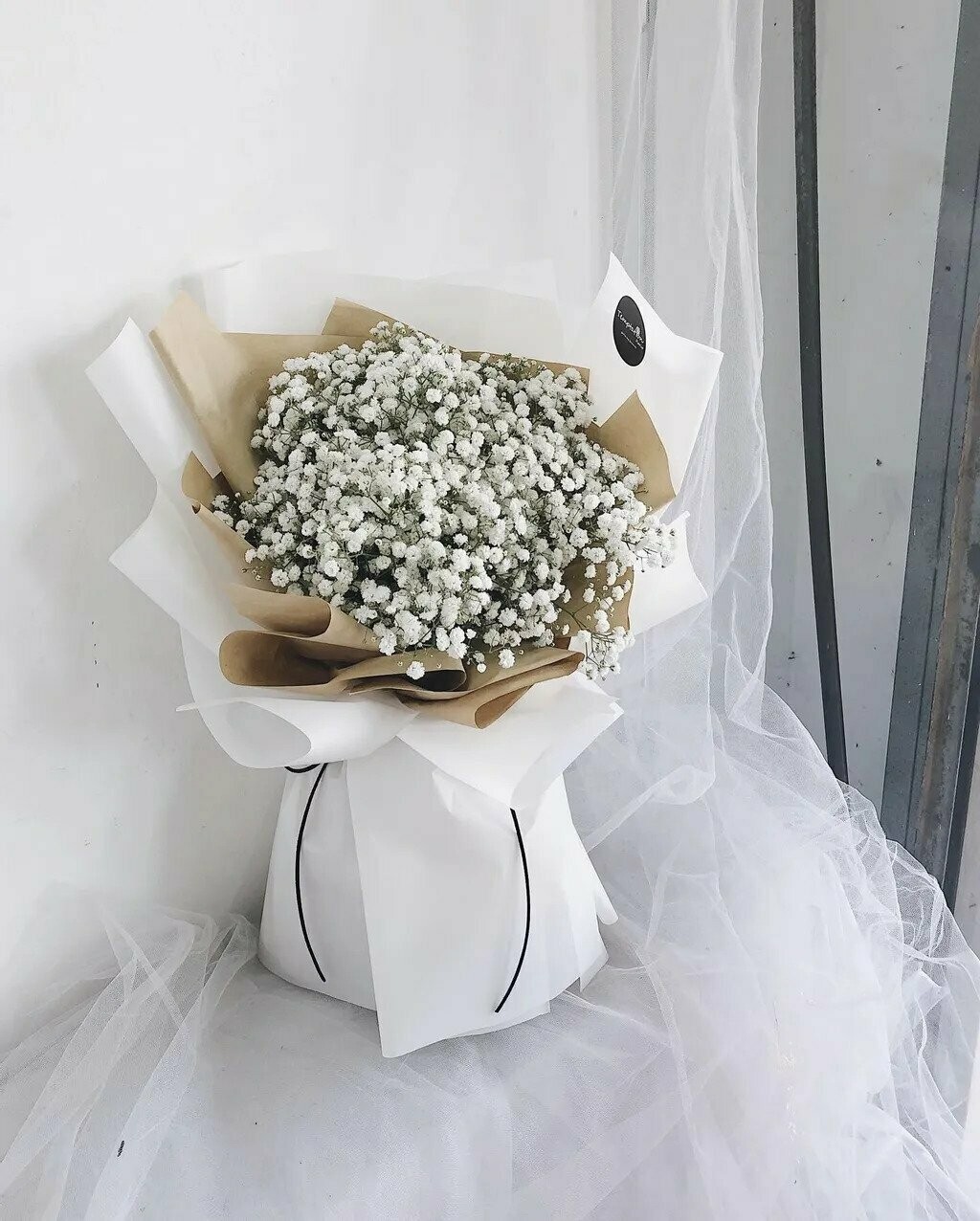 Snowball (By: Temptation Florist from Seremban)
