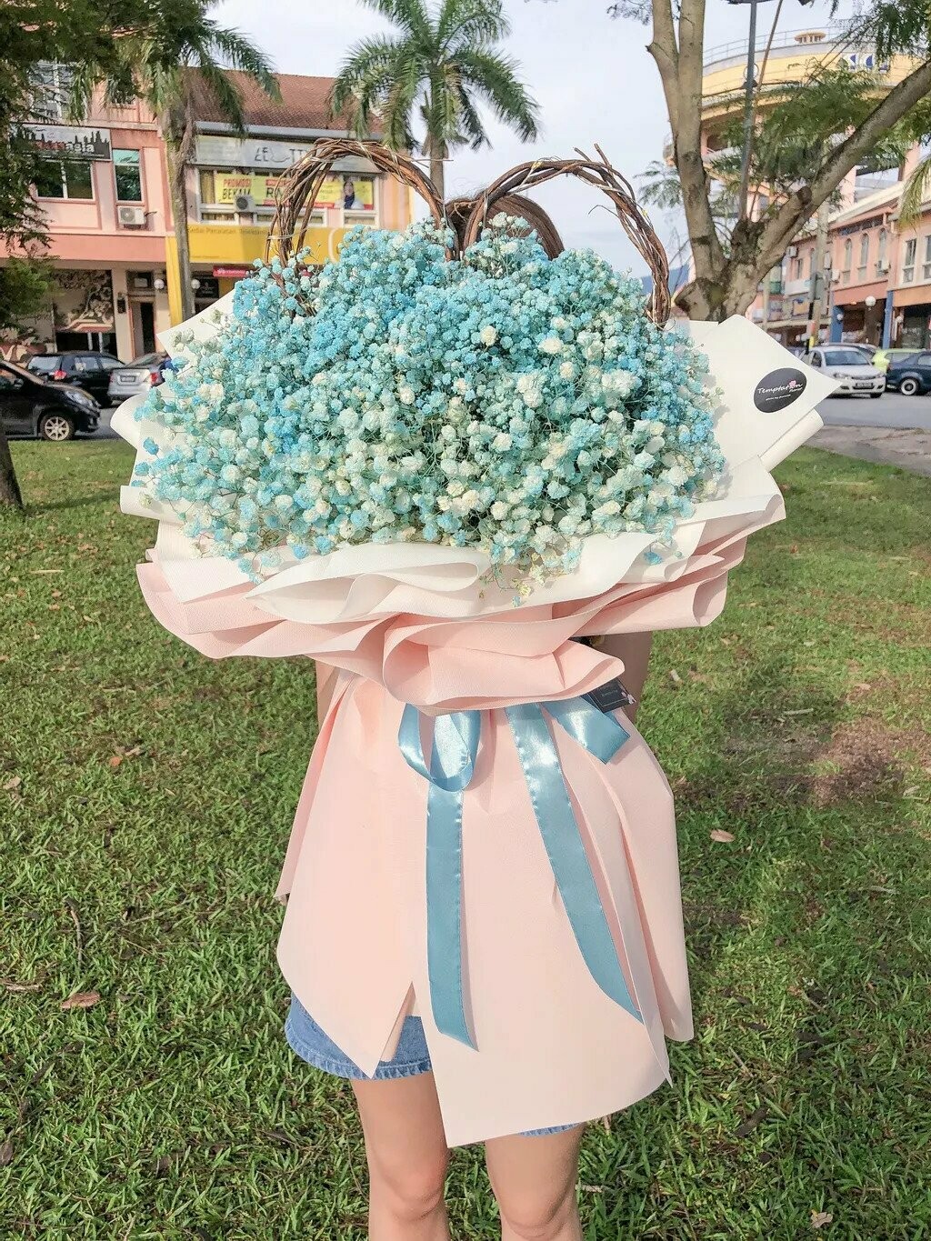 Ice Blossom (By: Temptation Florist from Seremban)