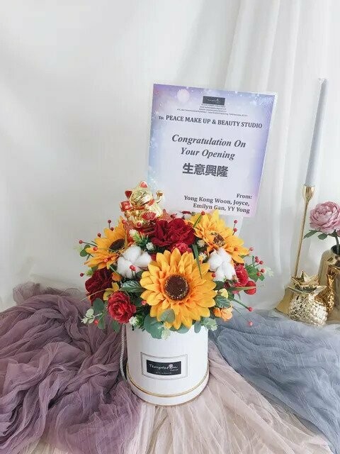 Luxmy (By: Temptation Florist from Seremban)