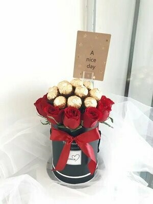 Golden (By: Temptation Florist from Seremban)