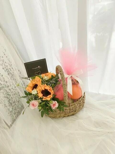 Grateful (By: Temptation Florist from Seremban)