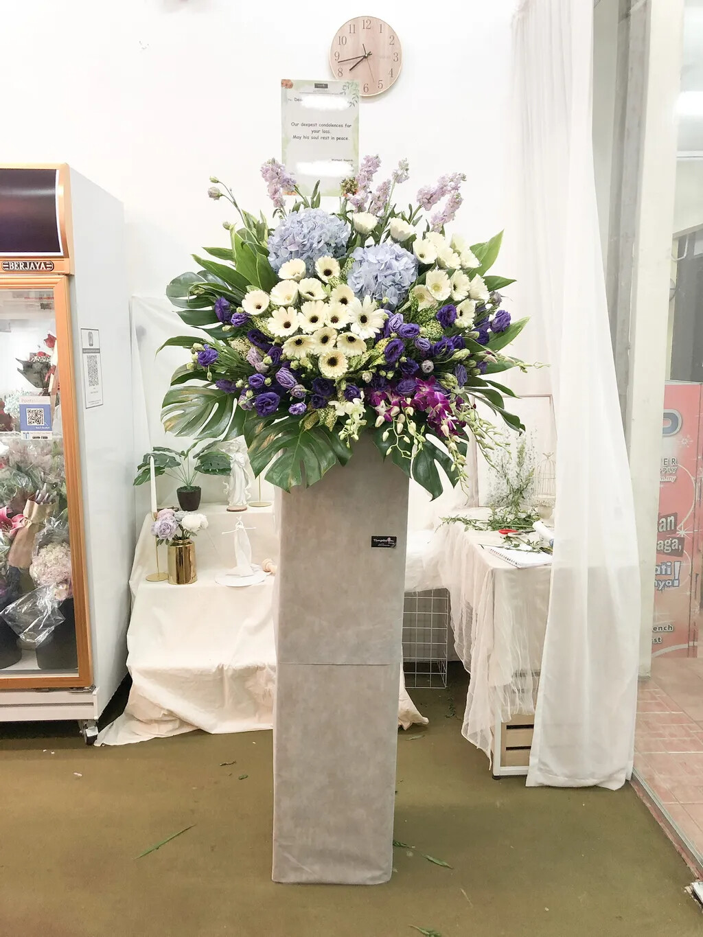 Florato Condolence Flower Stand (By: Temptation Florist from Seremban)