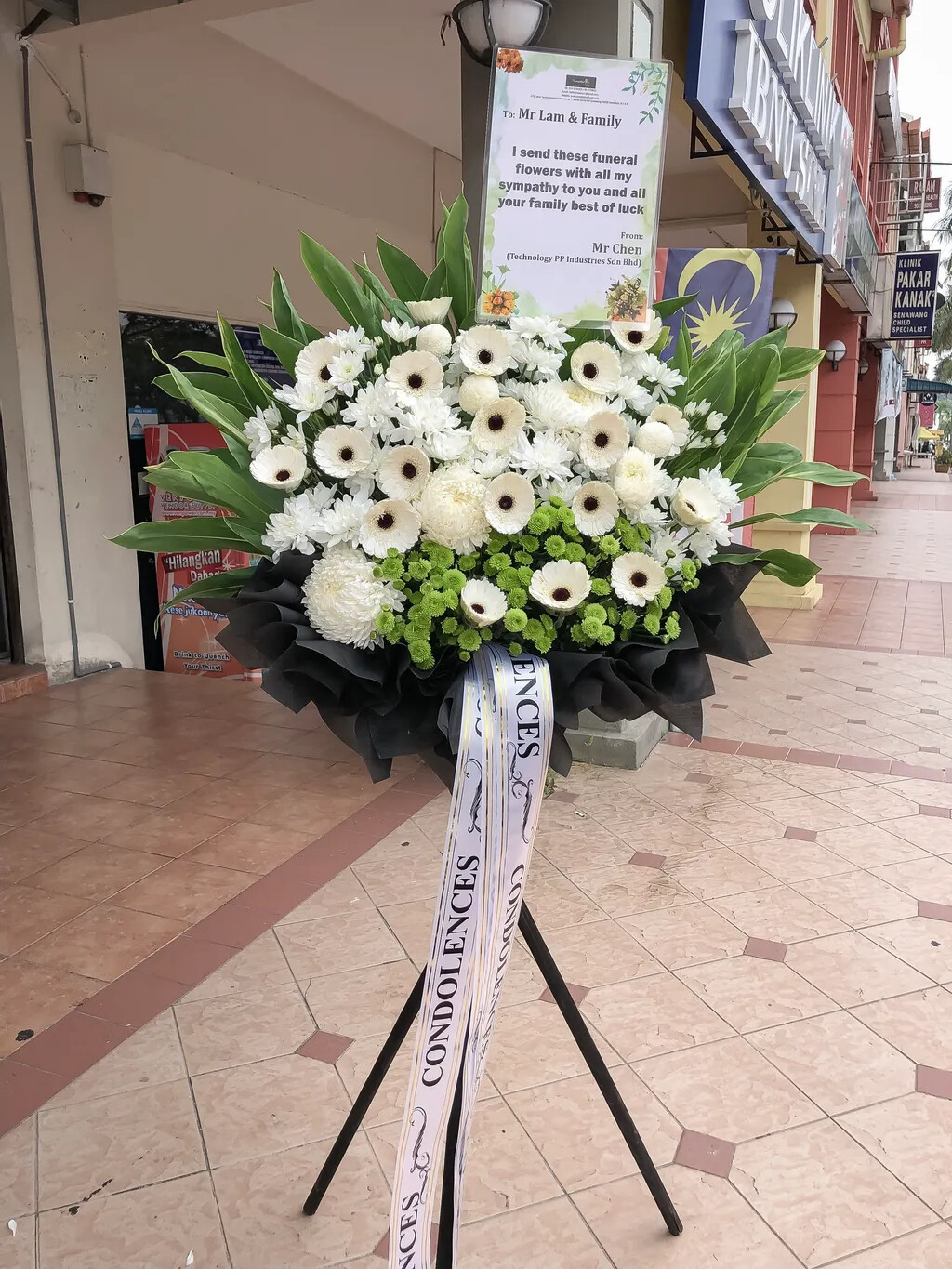 Freedom Condolence Flower Stand (By: Temptation Florist from Seremban)