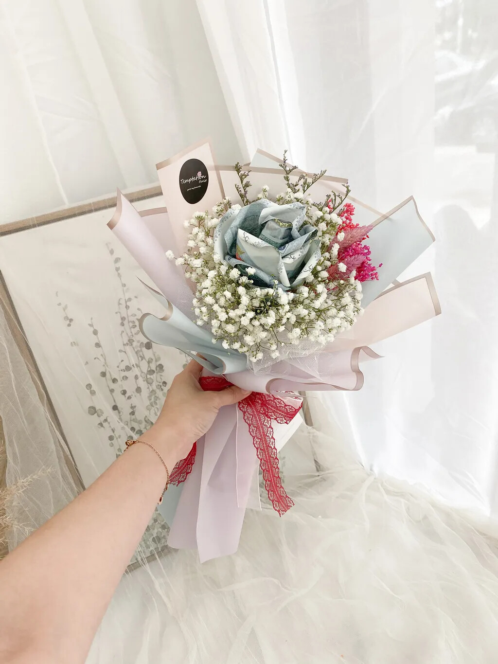 Hottest (By: Temptation Florist from Seremban)