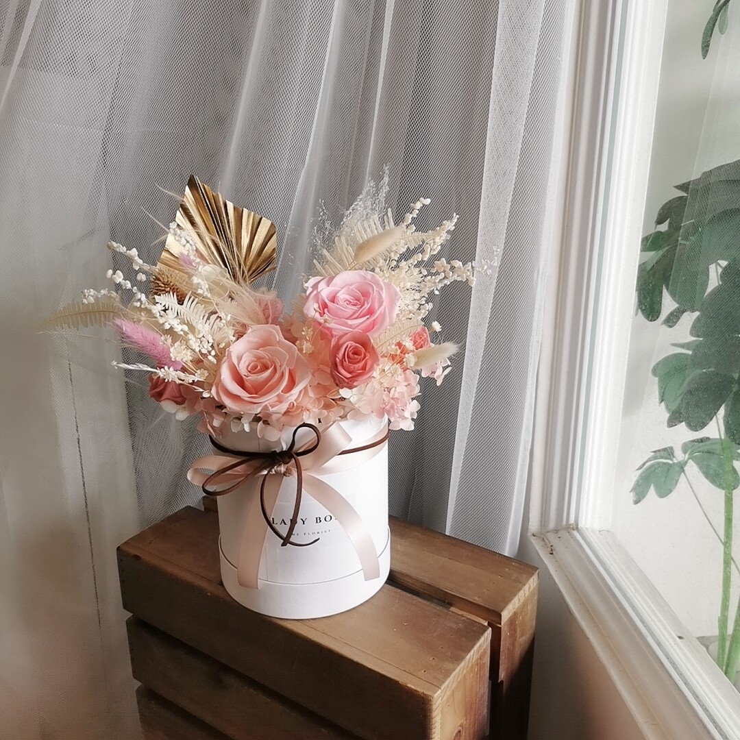 Mini Preserved Dry Bouquet + Lush Cancer Horoscope Necklace Bundle Deal (By: Lady Boss the Florist from JB)