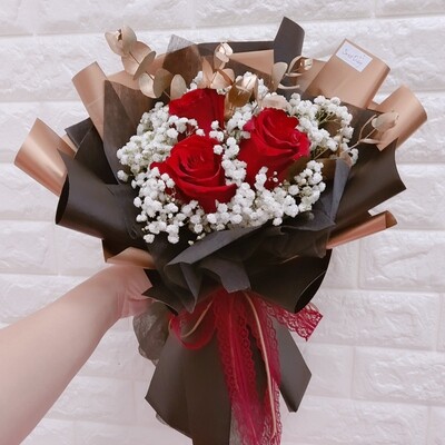 3 stalks Red Roses with Baby Breath (By: Sweet Diary from Puchong)