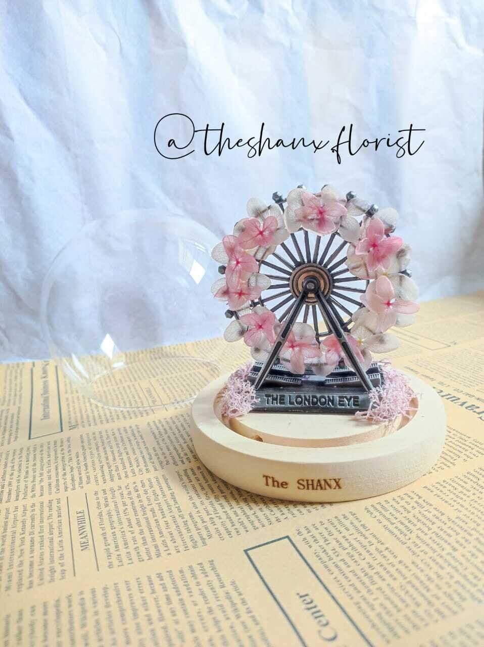 Pinkish Ferris Wheels Preserved Flower Glass Globe (By: The Shanx Florist from Melaka)