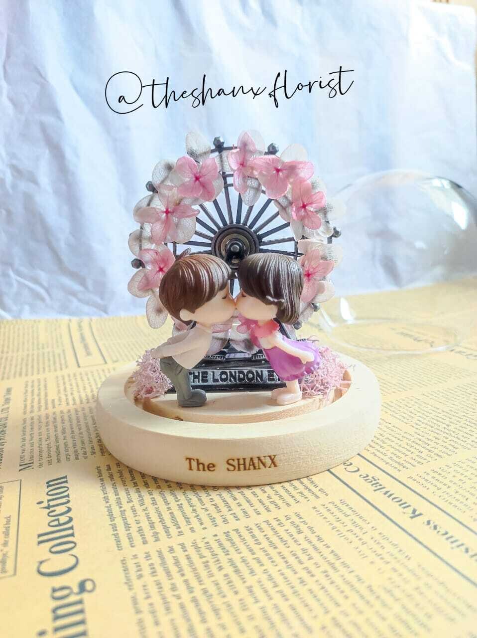 Pinkish Ferris Wheels Preserved Flower Glass Globe (By: The Shanx Florist from Melaka)