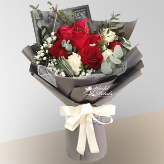 Pretty Passion  (By: World Petals Florist from KL)