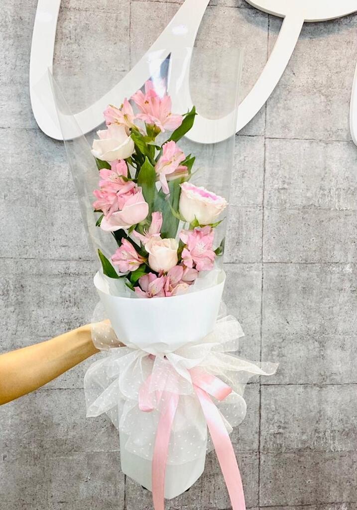 Elegante Bouquet (By: The Bliss Florist from Melaka)