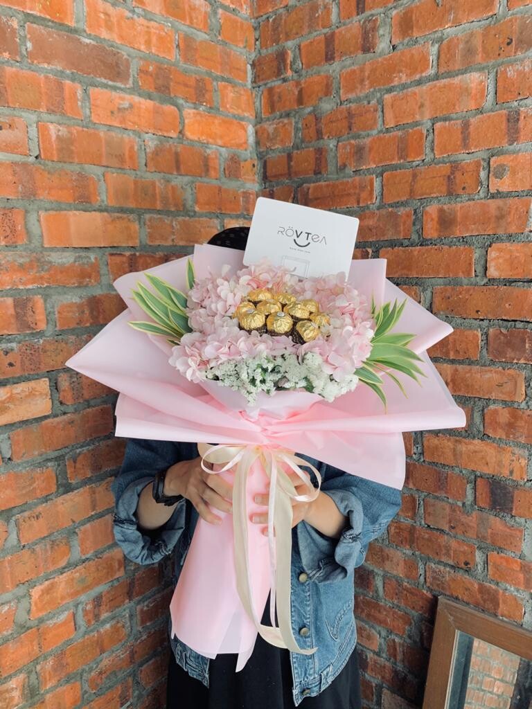 1 HYDRANGEA+16 FERRERO (By: Rovtea Empire from Ampang)