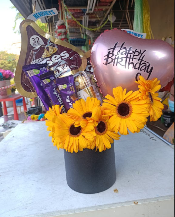 Chocolate Box (By: Keshwini Florist from KL