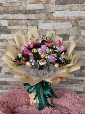 Independent Blooming
(By: The Bunga Manies from Bintulu)