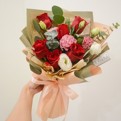 Red Rose Bouquet (By: iiFlorist from Cheras)