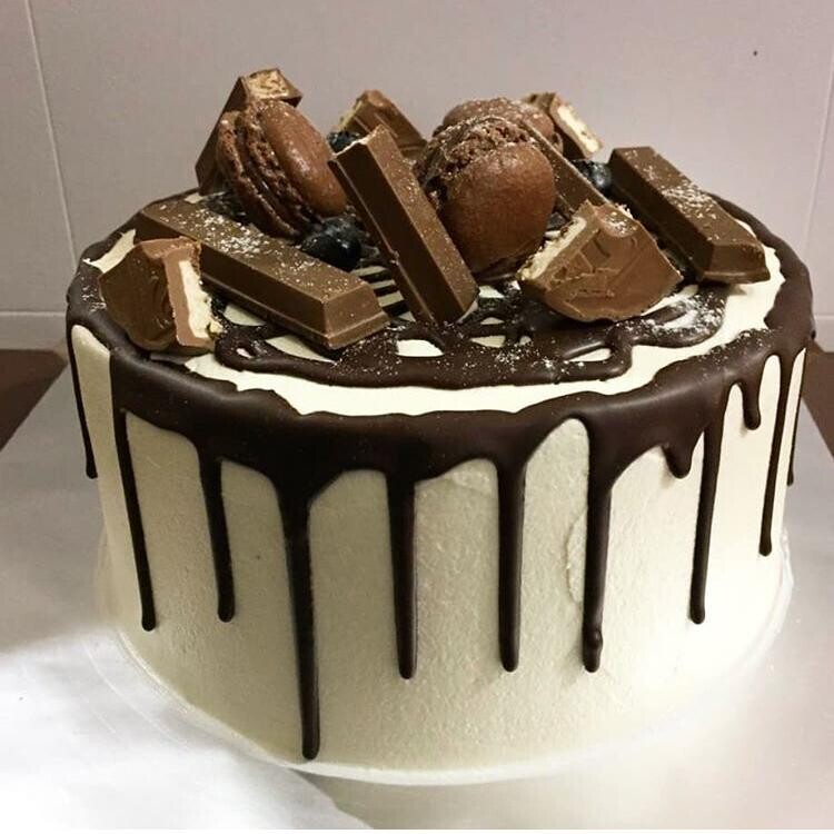 Moist Chocolate Cake (By: YII Blu Cakes &amp; Bakes from Kuala Lumpur)