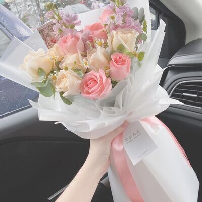 Romance Rose Bouquet (By: Rainbow Flower Station from Cheras)