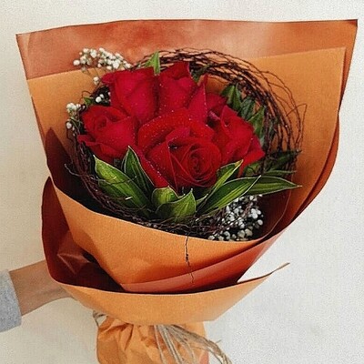 6 Roses Bouquet (By: Eki Floral from Bangsar)