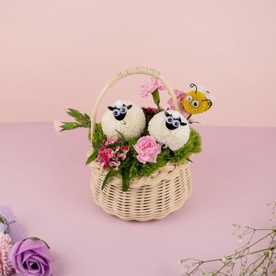 My Little Lamb (Flower Basket) (By: Bull &amp; Rabbit from Kuchai Lama)