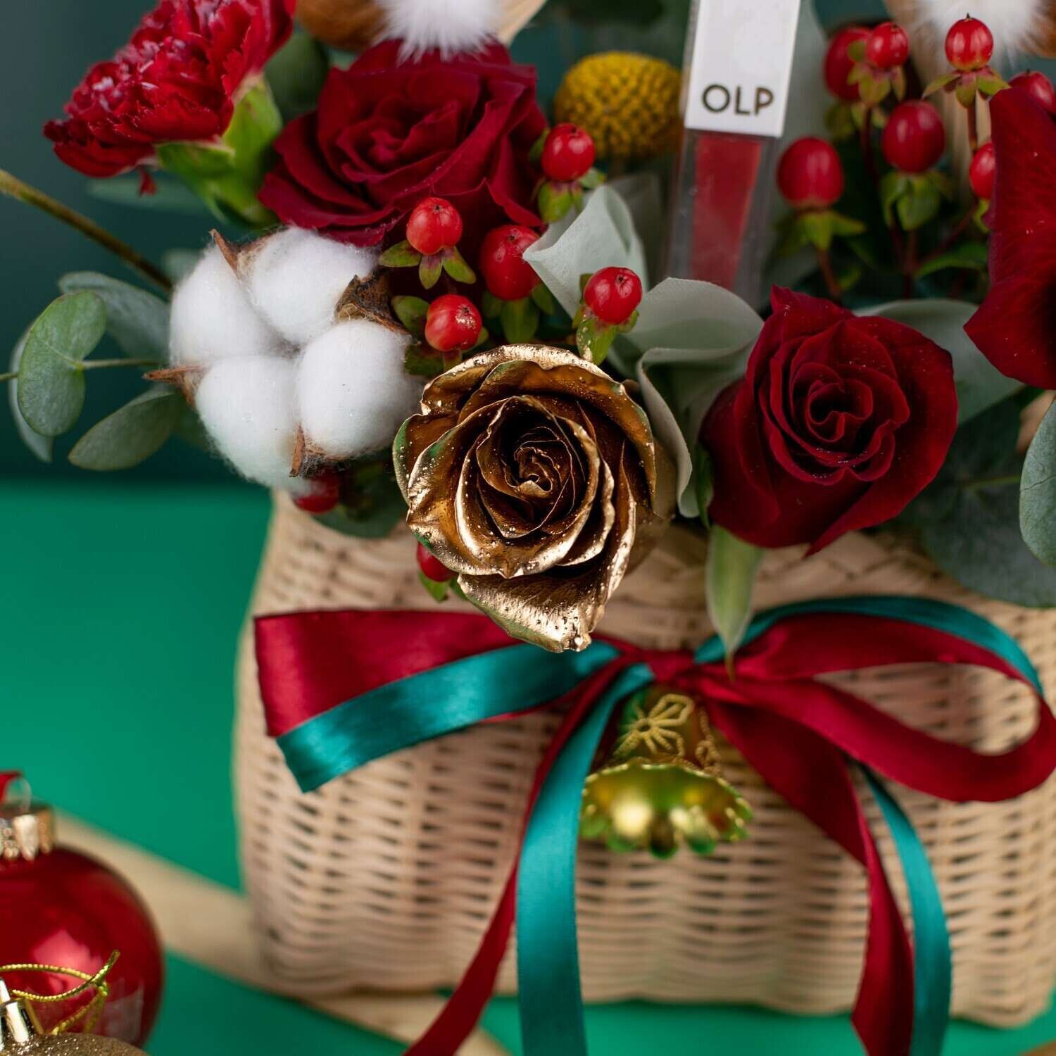 Jolly Basket (Fresh Flower) (By: Bull &amp; Rabbit from Kuchai Lama)