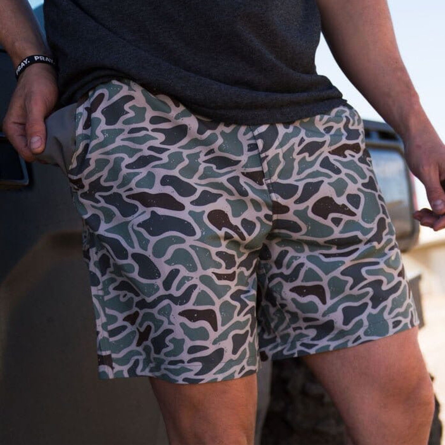 Everyday Short - Retro Duck