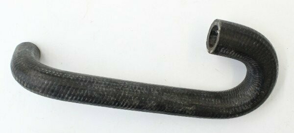 Vodní hadice mezi skříň termostatu a sacího potrubí