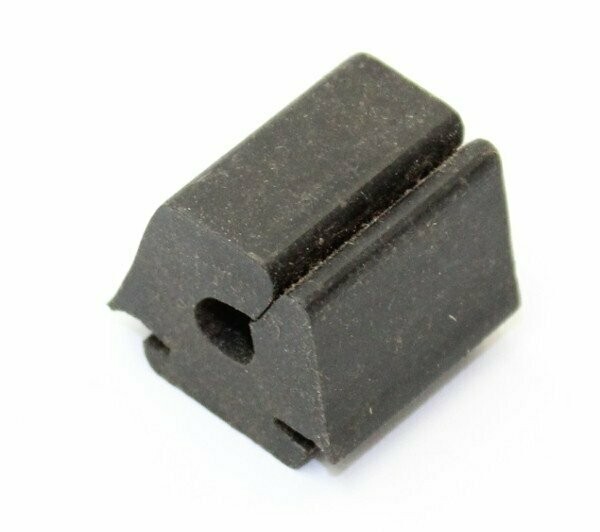 Scharniergummi Kofferraumboden